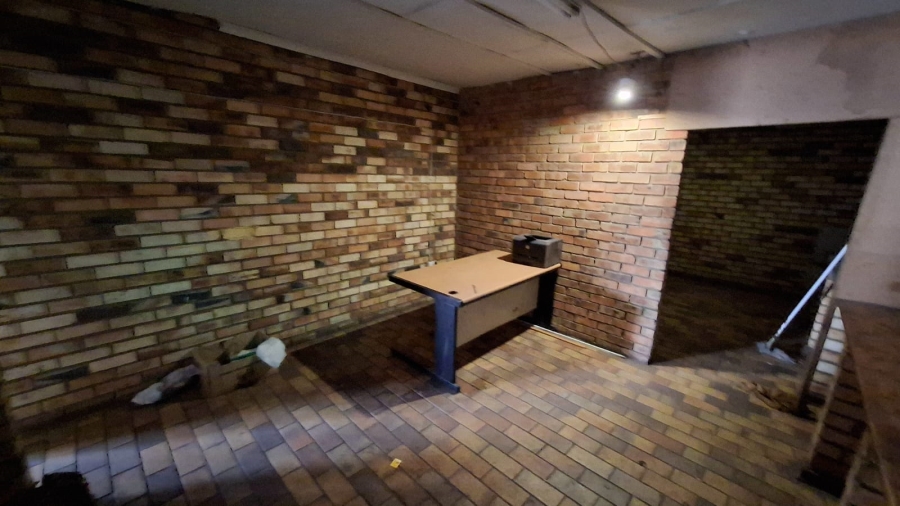 Commercial Property for Sale in Potchefstroom Industrial North West